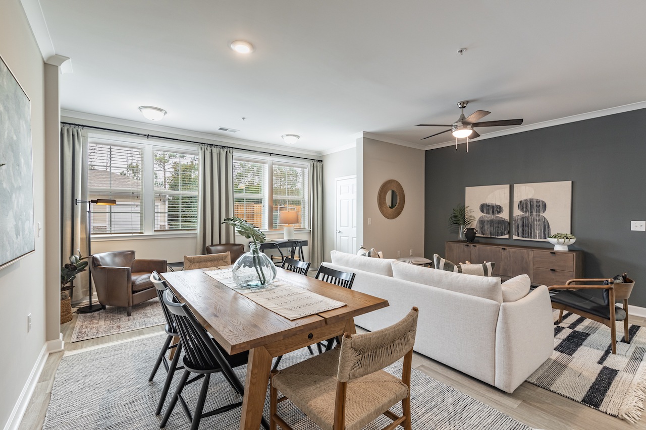 Available one, two, & three bedroom apartments in Sneads Ferry, NC