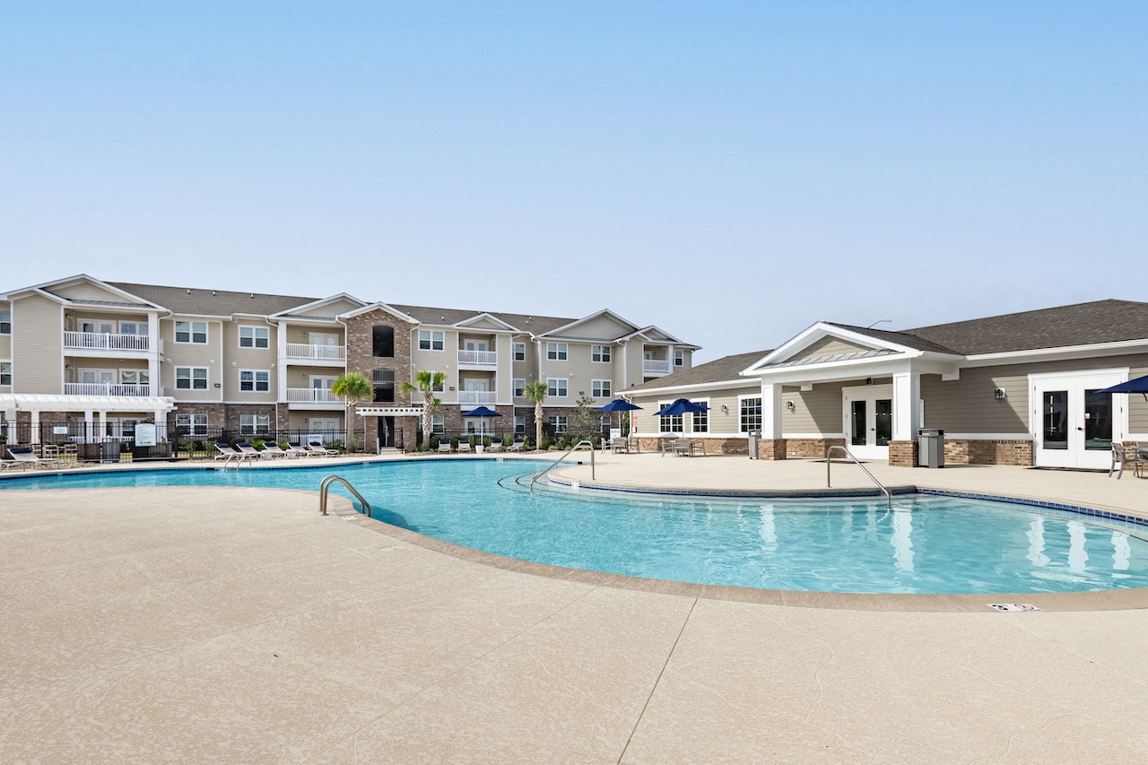 Petfriendly apartments in Sneads Ferry, NC Hawthorne at Stillwater